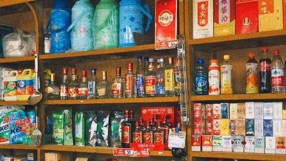 别让线上打败你！县城烟酒店的 5 大生存法则