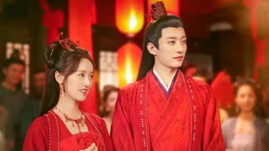 “真爱穿越千年，花落时节再相逢”