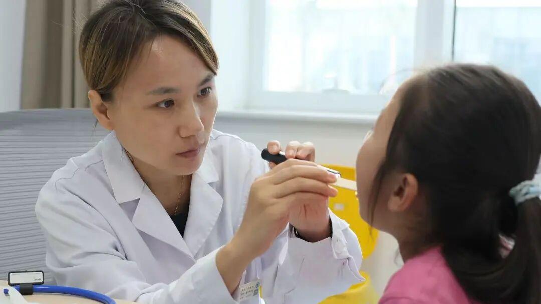 坚守，是节日不变的主线——探访北海医院的台前与幕后
