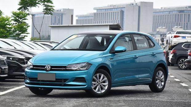 新能源车崛起，传统燃油车市场崩塌：2024年小型车市场的震撼变迁!