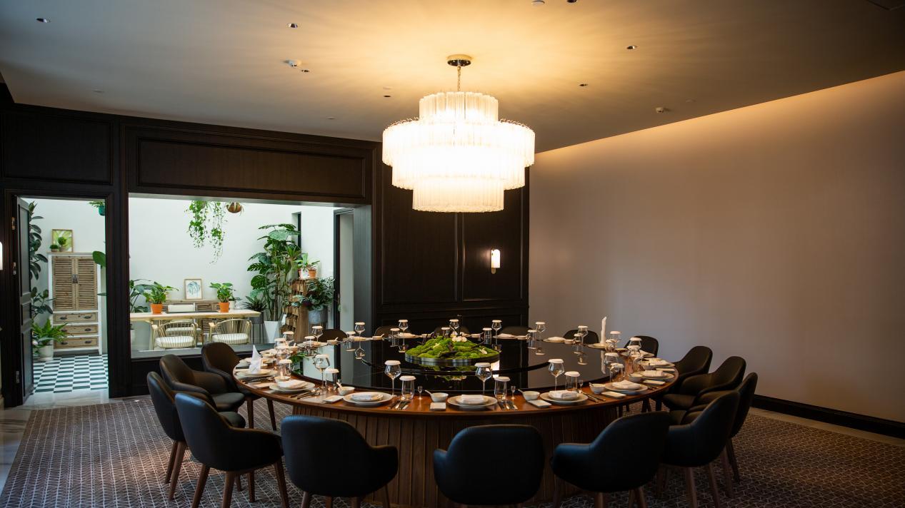 乐山安珀酒店以法式浪漫，赴乐山“乐在”之约。