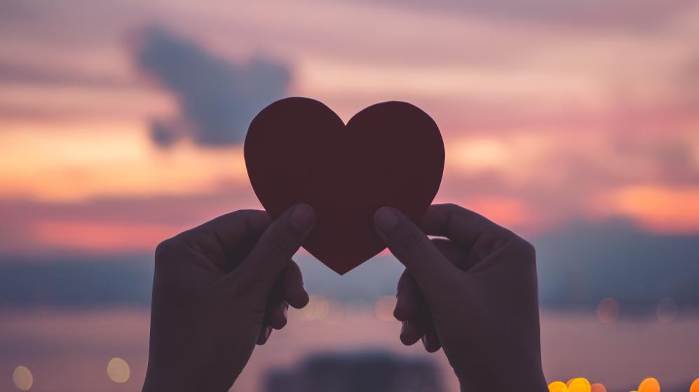 八字看感情运势：己亥日柱，虽重感情，但也容易为情所困