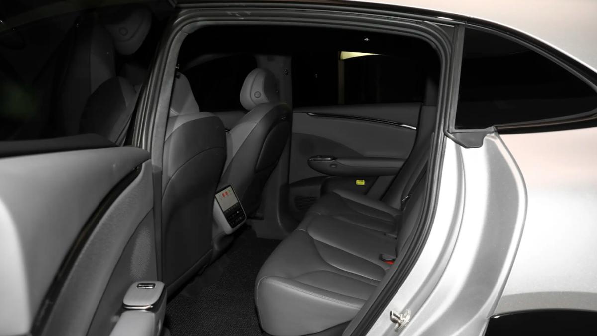 对比乐道L60、小鹏G7、极氪7X，谁是年轻家庭的首选？