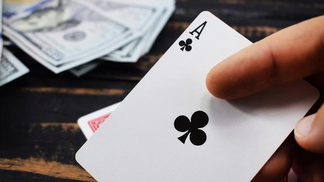 人生的真谛：不在于拿到好牌，而在于如何打好坏牌