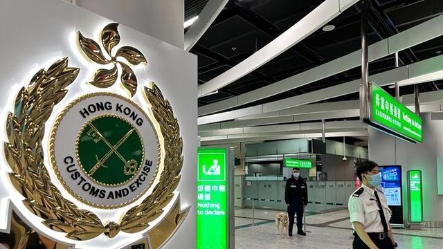 反华议员访港遭拒入境，英外长要求中方给解释，外交部强势回应