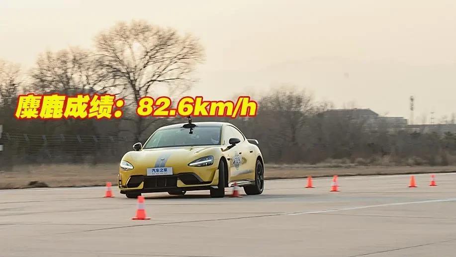实测2.36秒破百！小米SU7 Ultra除了快，还有啥？