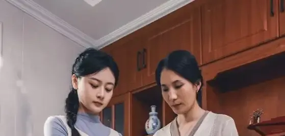 短剧《落笔定乾坤》全网热播, 落笔定乾坤青春的笔墨传奇