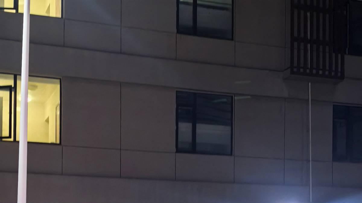 陆毅鲍蕾红毯秀恩爱，V23成最佳背景板！