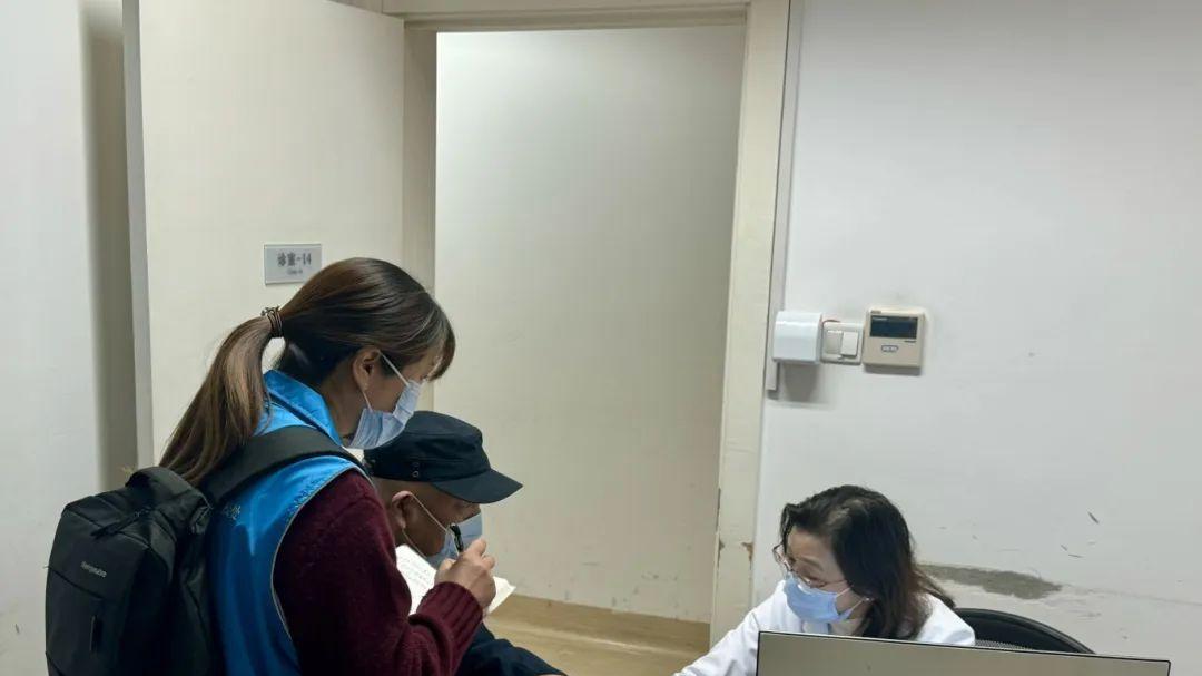 同样是40岁失业，为什么有人在社区团购赛道月入5万？