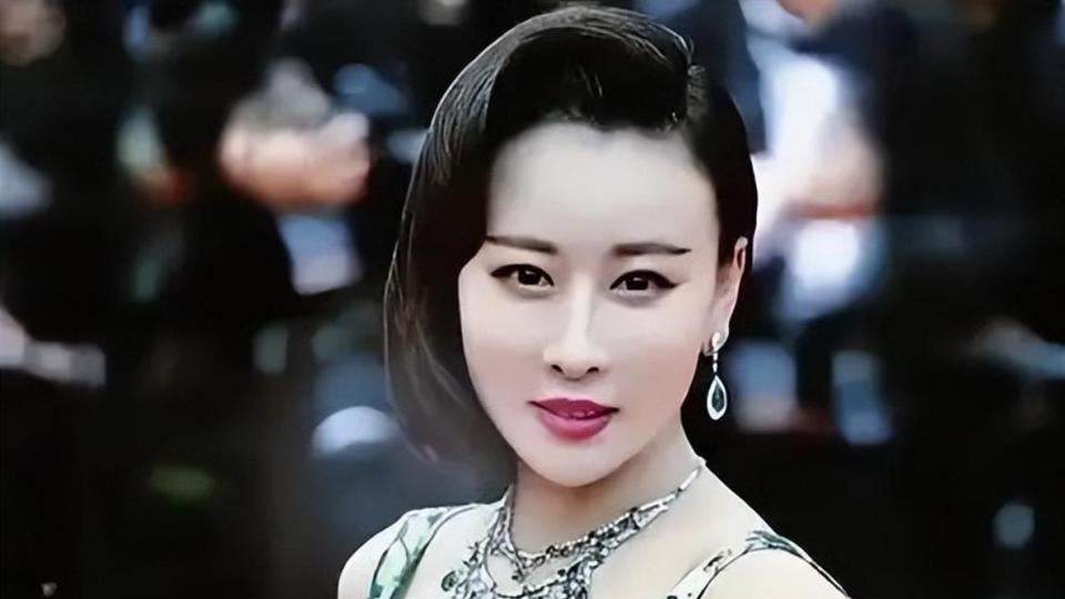 明明是戏子，却把自己当大腕论耍大牌，这5位明星真够丢脸