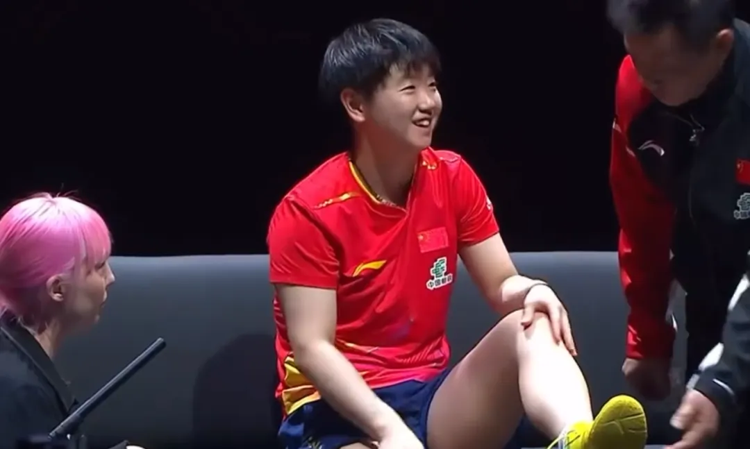 孙颖莎因伤退赛！7小时三赛，王楚钦都看不惯了