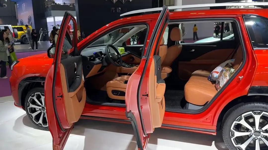 高颜值电动SUV，价格不贵，关键还是出自大品牌