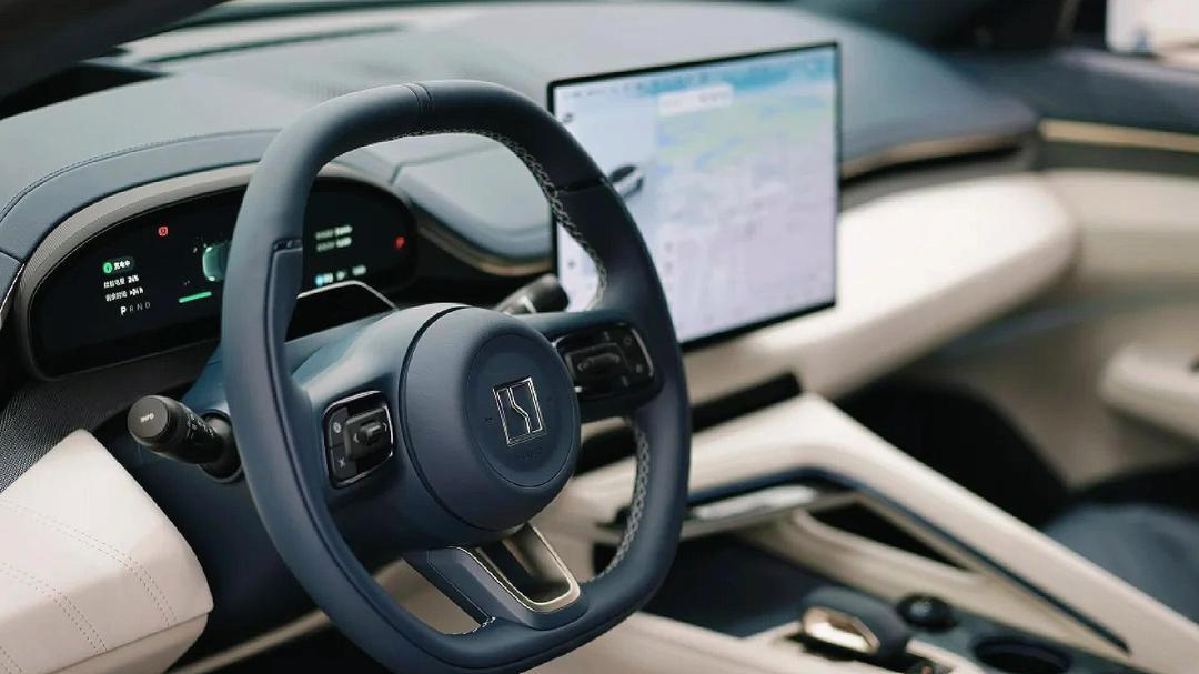 技术歧视该停了, 老车主的钱不是只配买一次新技术