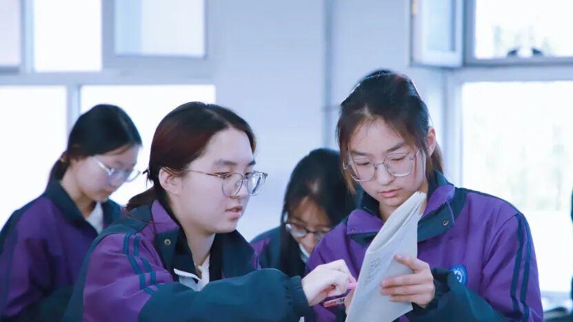 武邑宏达：高三不是孤军奋战，而是一群人奔赴山海！