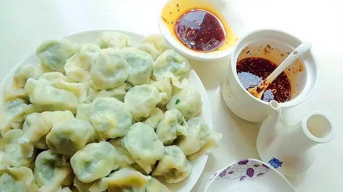 羊肉饺子，到底加啥菜才最香？