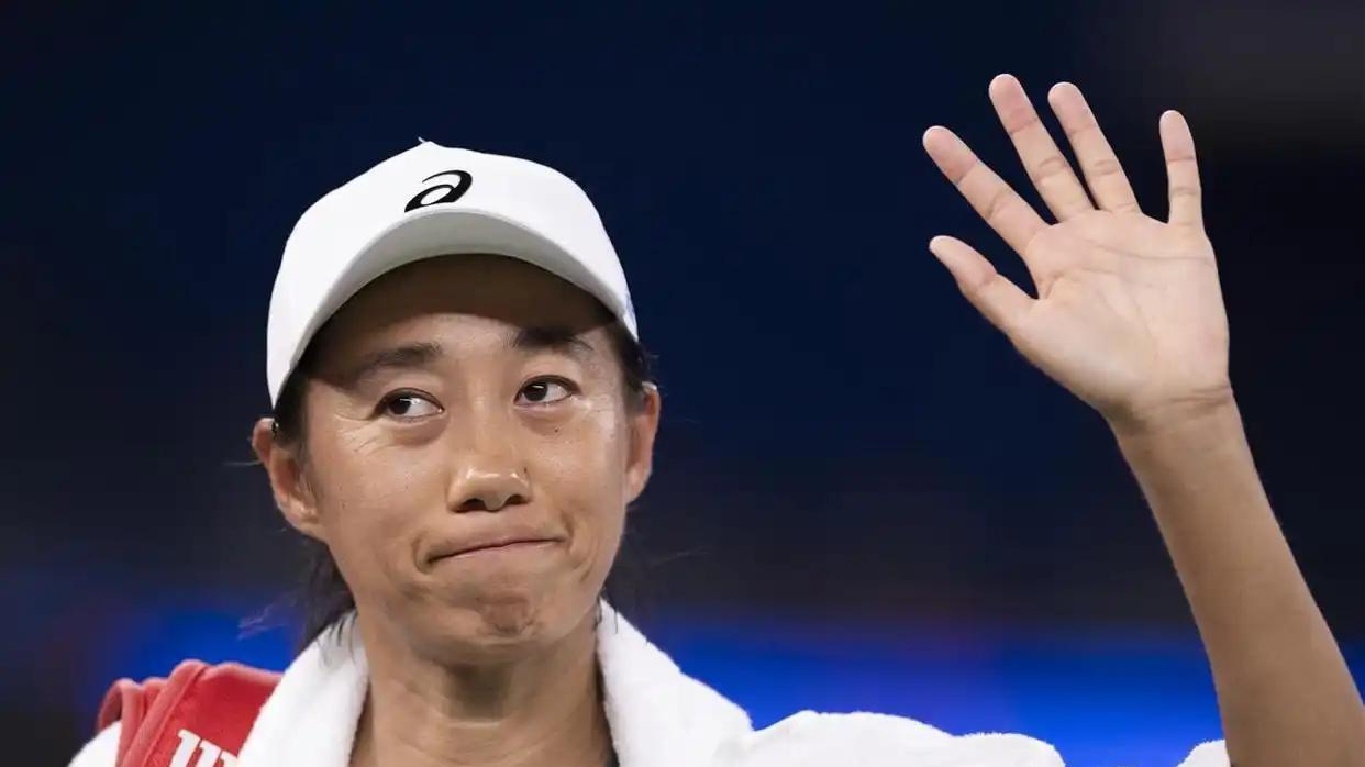 1比2！爆冷无缘决赛！36岁张帅输无名之辈，网友：沦为人见人欺？