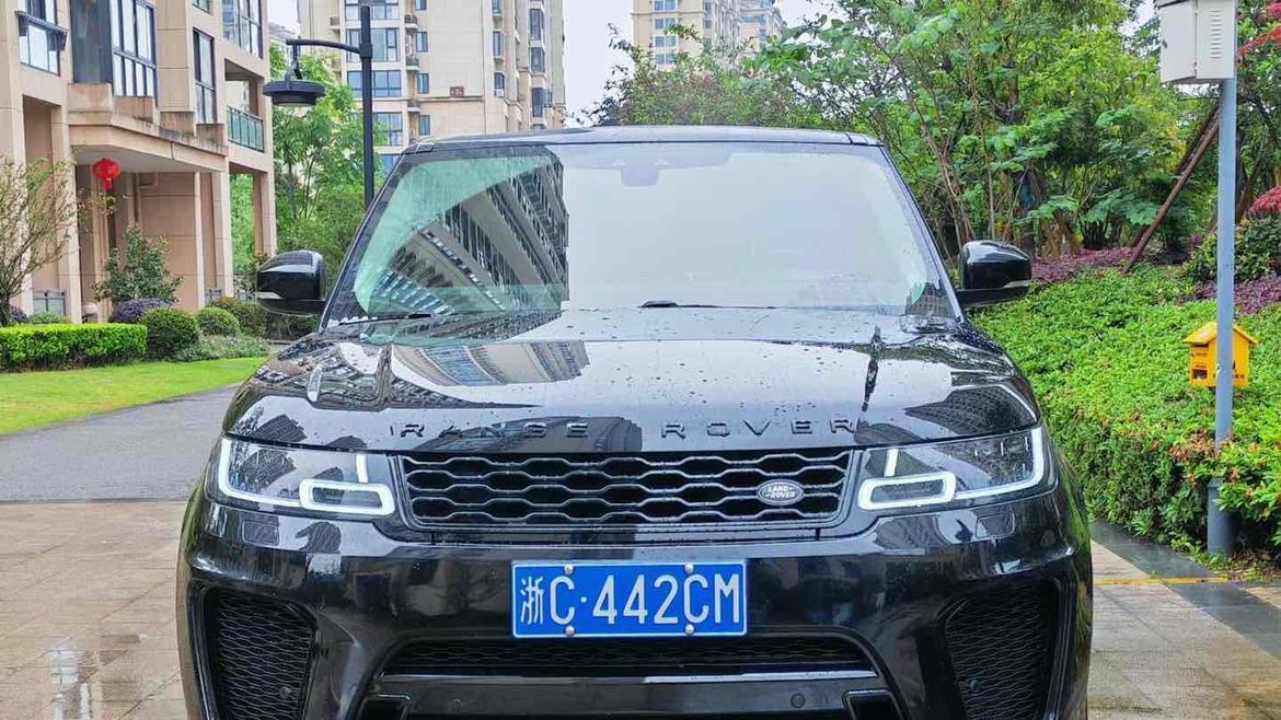 7秒破百，10万公里路虎揽胜运动，31万圆你西装暴徒梦