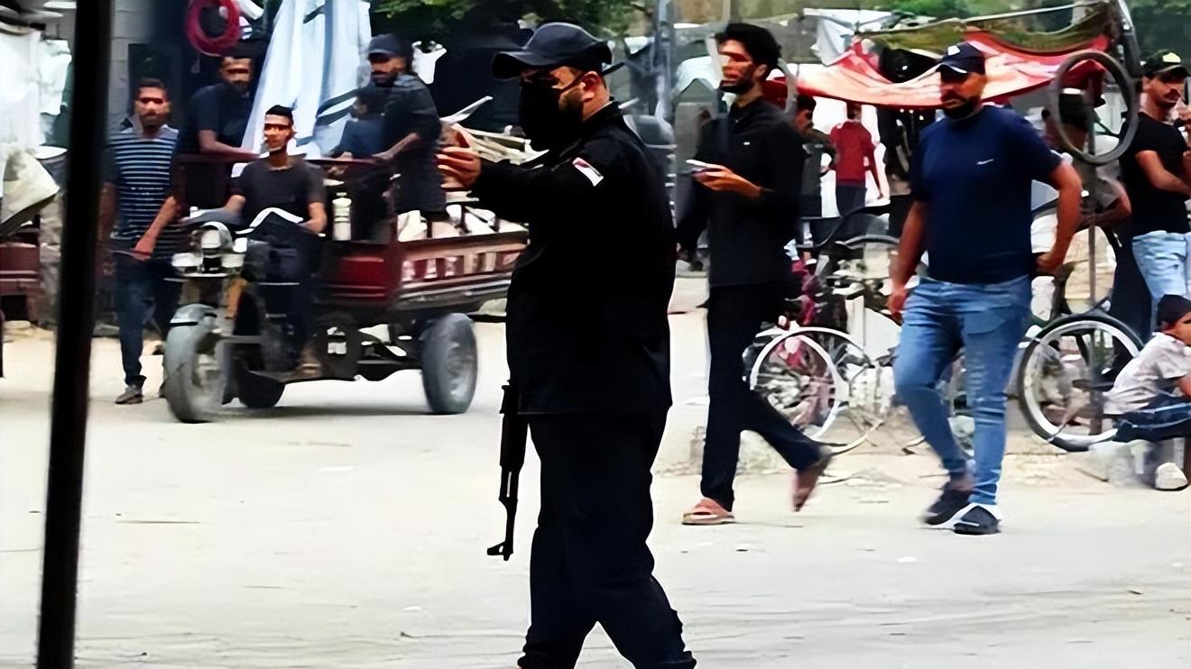 以色列白打了，大军刚撤，哈马斯出兵重夺加沙，处决10名“巴奸”