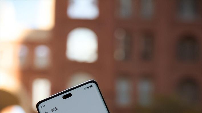 卫星通信+麒麟8000芯片，华为畅享 70X 尊享版太硬核！