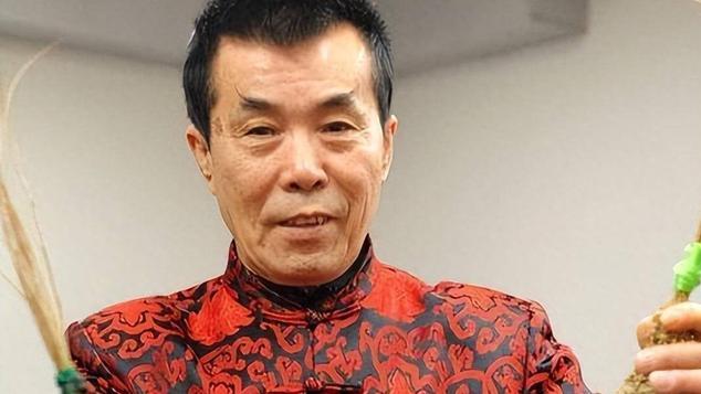 编剧何庆魁这个看起来有些土味的名字很多人都不熟悉，但是了解赵本山小品生涯的观众却对其并不陌生