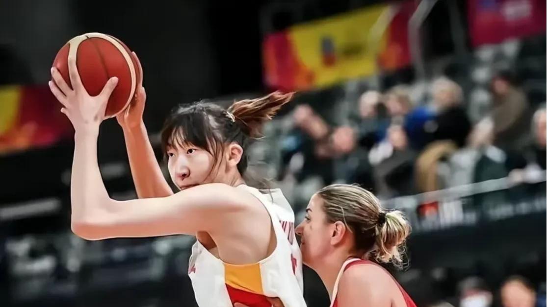 因祸得福，中国女篮李梦官宣加盟Project B联赛！