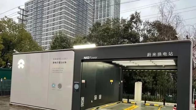 蔚来汽车面临亏损压力，李斌宣布裁员计划，新能源市场竞争加剧