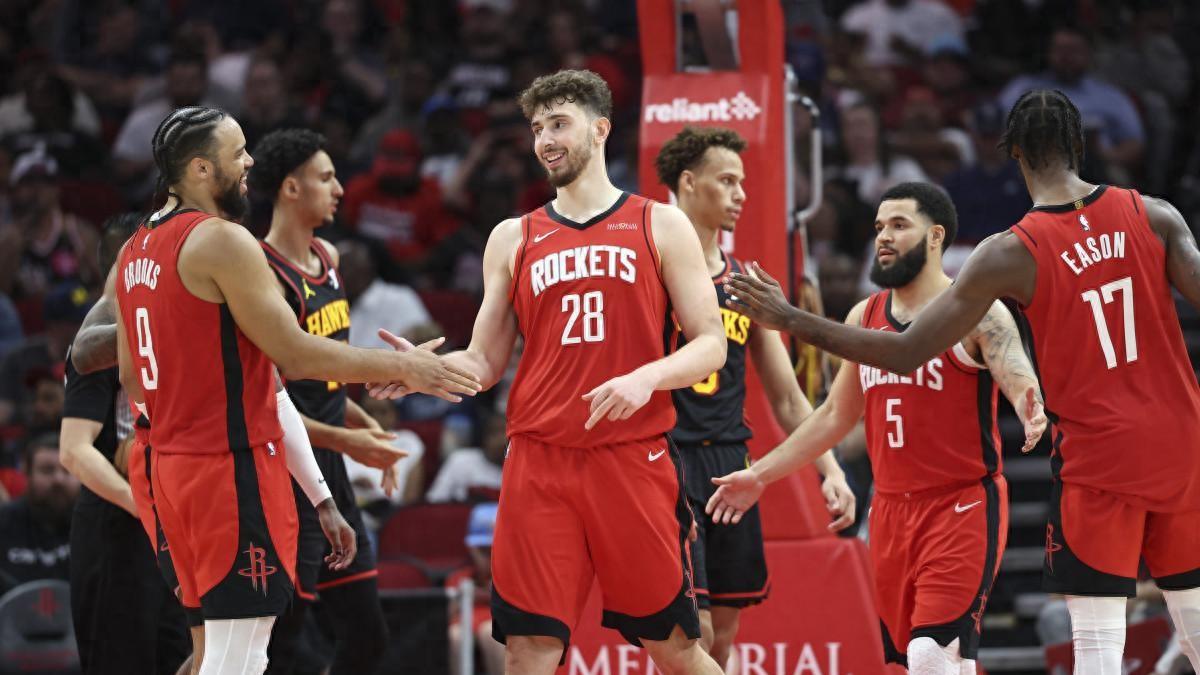 火箭七将轮休，湖人主场迎战鱼腩，季后赛悬念犹存