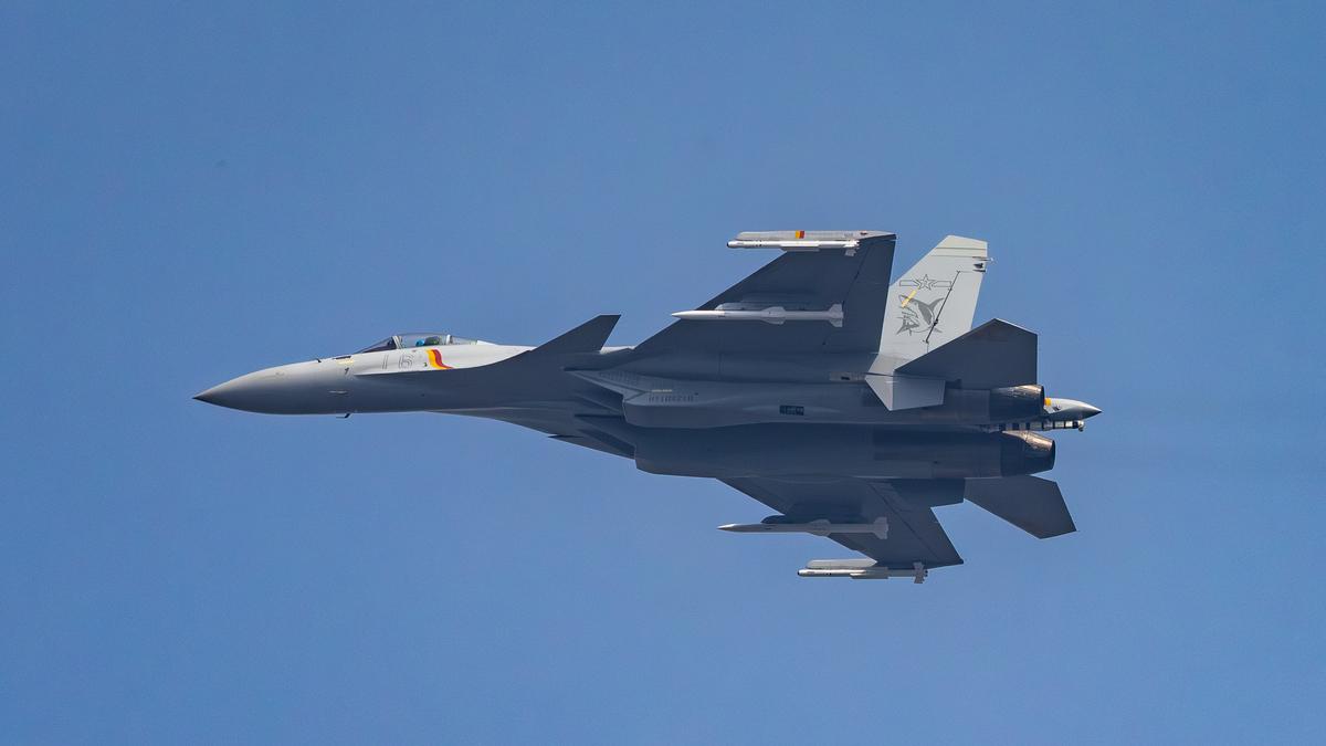 歼-35VS歼-15T：福建舰的空中利刃该如何搭配？