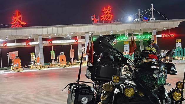长途摩旅，高速公路和国道哪个最安全，关键在于骑士自身