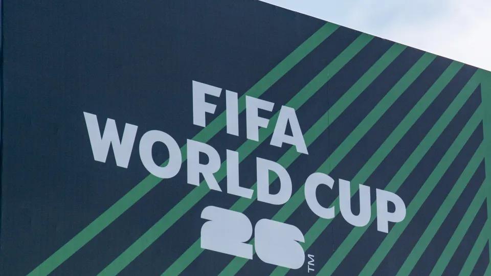 2026世界杯新规：每半场强制三分钟补水暂停，比赛将被切成四节