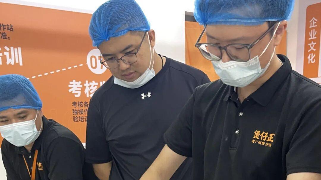 品质突围，技术革新：这个煲仔饭品牌如何在市场强势崛起？