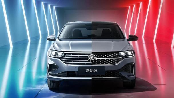 公认的“小号帕萨特”，星空前脸+高级车标，拥有20万的档次，仅售9万多