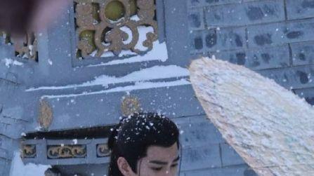 《山河枕》开播，禁忌之恋带感，网友直呼太上头