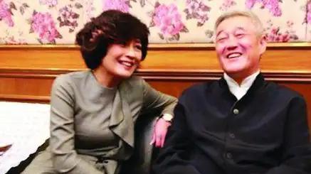 破案了，逼赵本山退出央视春晚的不是宋丹丹，更不是范伟
