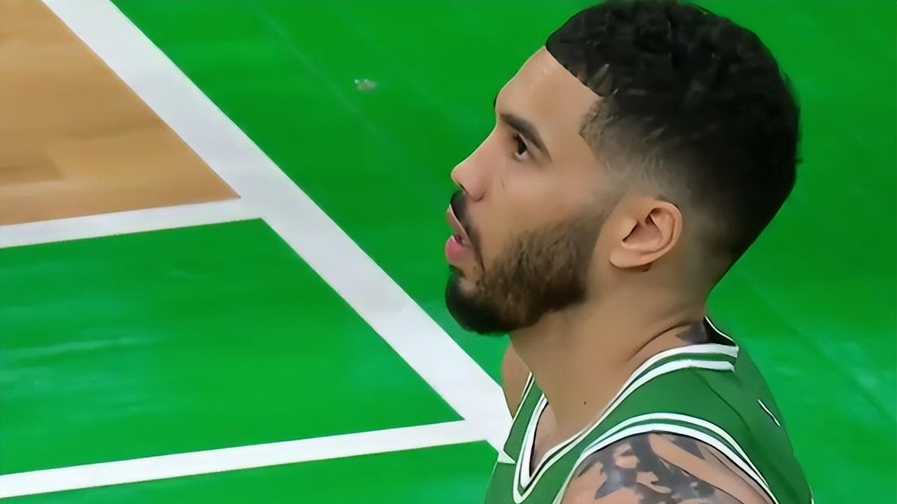 NBA爆冷！又被20分大逆转 90-91：卫冕冠军轰然倒下：0-2到悬崖边