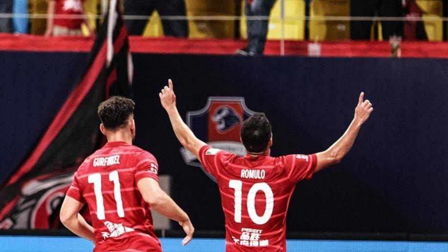 蓉城1-0碾碎申花不败金身！申花门将超级失误！