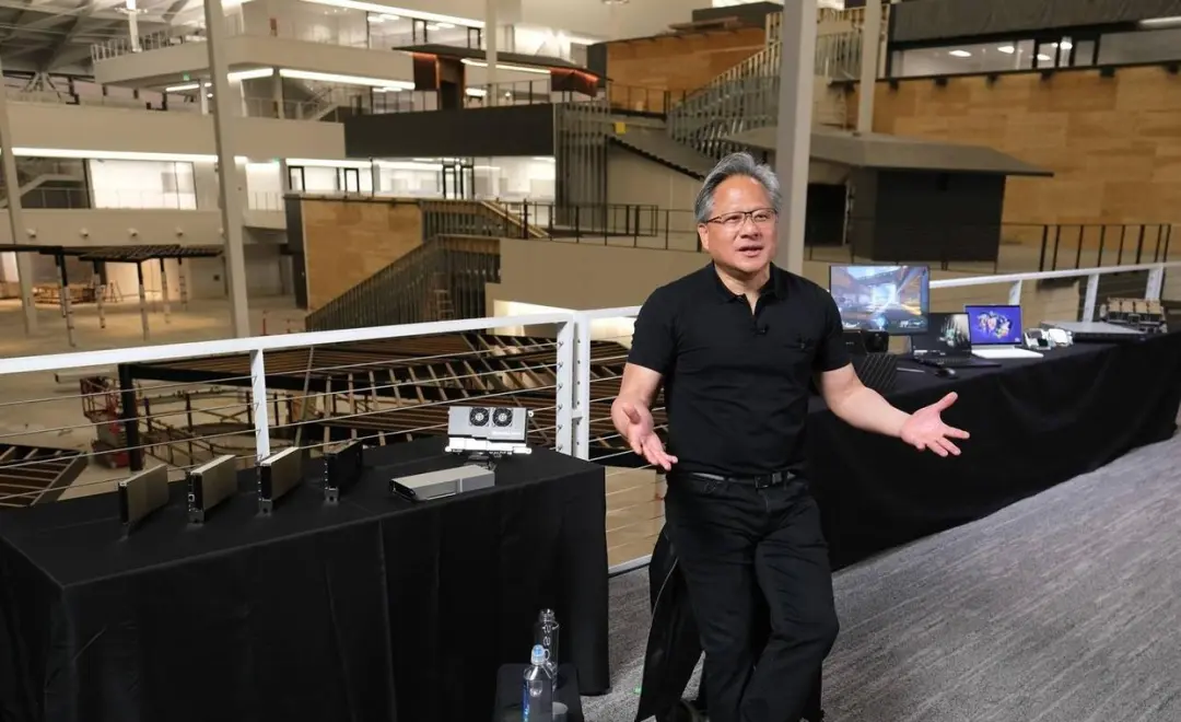 为什么说美国拿了明末的剧本？