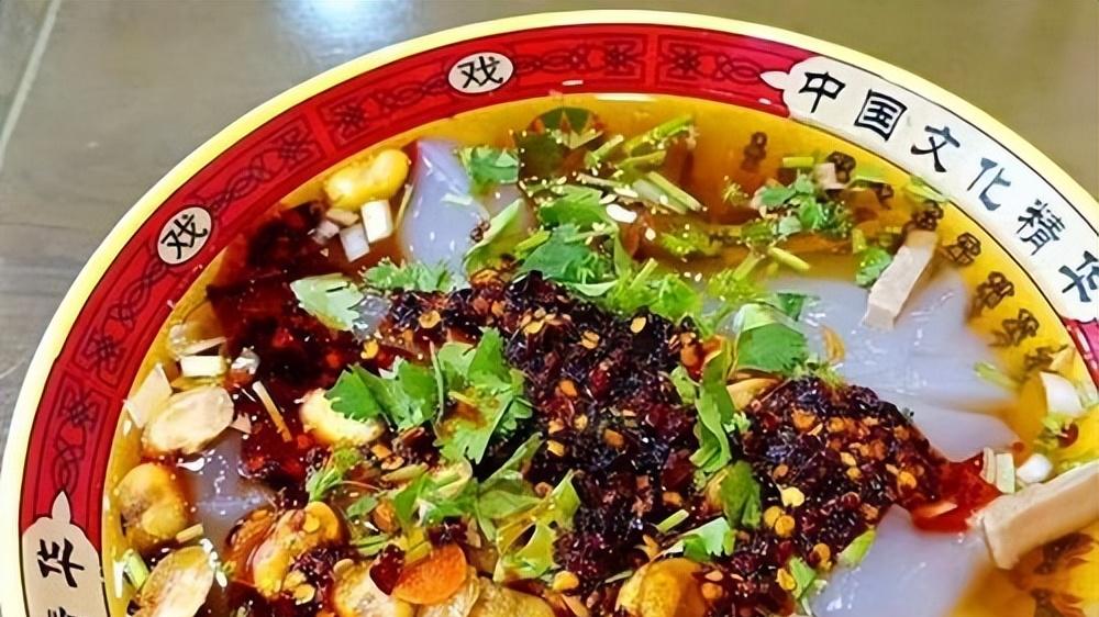 中国最被低估的三座避暑小城，美食酸辣鲜活还人少，暑假约起来！