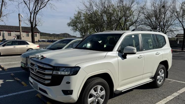 从290万一路跌到75万，进口丰田陆巡跌落神坛，越野能力更一般