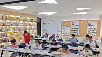 以志愿之力，为儿童暑期添彩 ——记艺术传媒学院2025年暑假“返家乡”成员黎慧绮