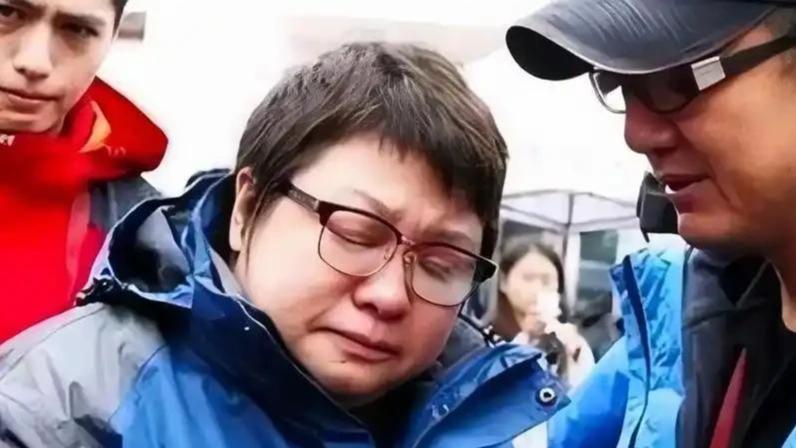 西藏地震：善款照妖镜，谁是真英雄？