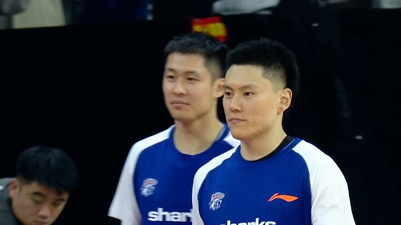 内外齐发！上海胜香港！主教练卢伟新赛季已有打算！