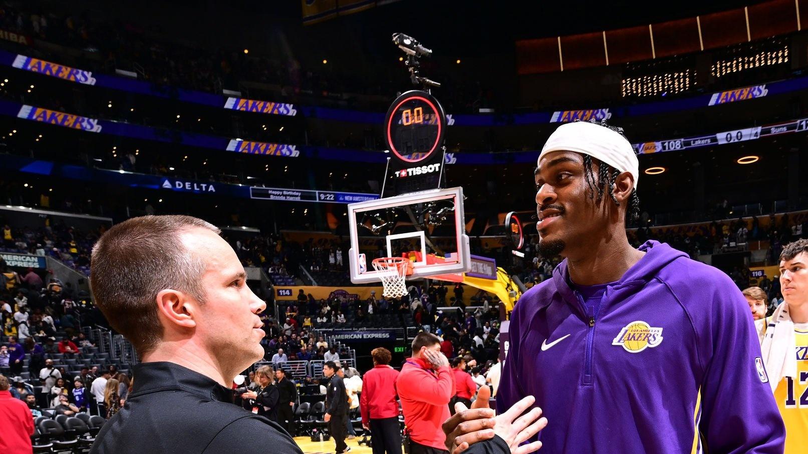 防守效率仅第21！湖人冲冠最大障碍曝光，26岁锋线悍将重回轮换？