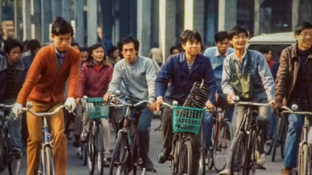 1989年，我中师毕业和一个售票员相亲被拒绝，多年后见面唏嘘不已