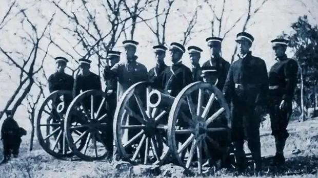 1912年，“辛亥革命首义功臣”张振武被杀害后，一张罕见遗容