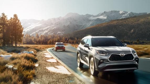 约合人民币28万元，2025款丰田汉兰达LE发布，2.4T发动机，8座