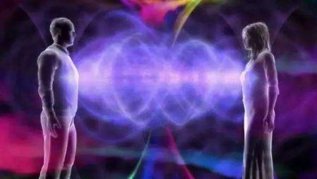 山上有鬼火的科学解释，鬼火的形成实则一种化学反应