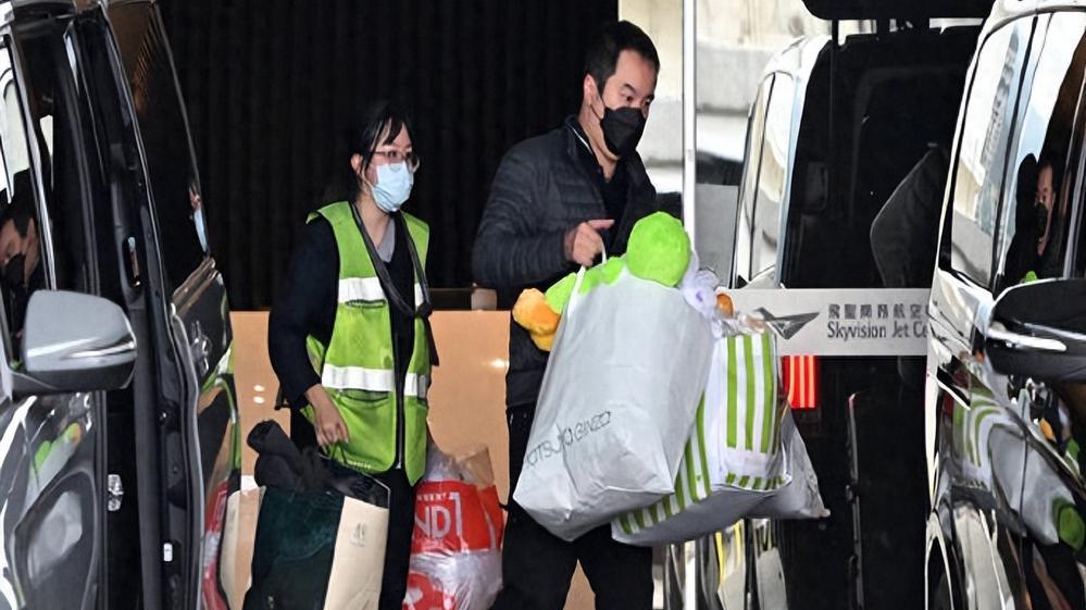 曝光！大S生前最后画面，依偎具俊晔面目扭曲，S妈揭晓最后心愿