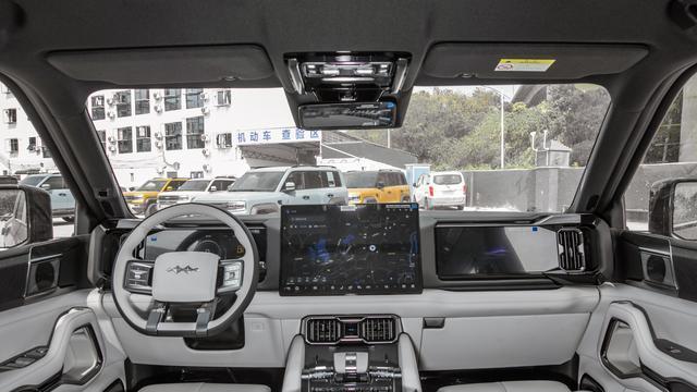 方程豹新车上市，豹5智驾版与豹8钛3亮相，最新购车政策解析