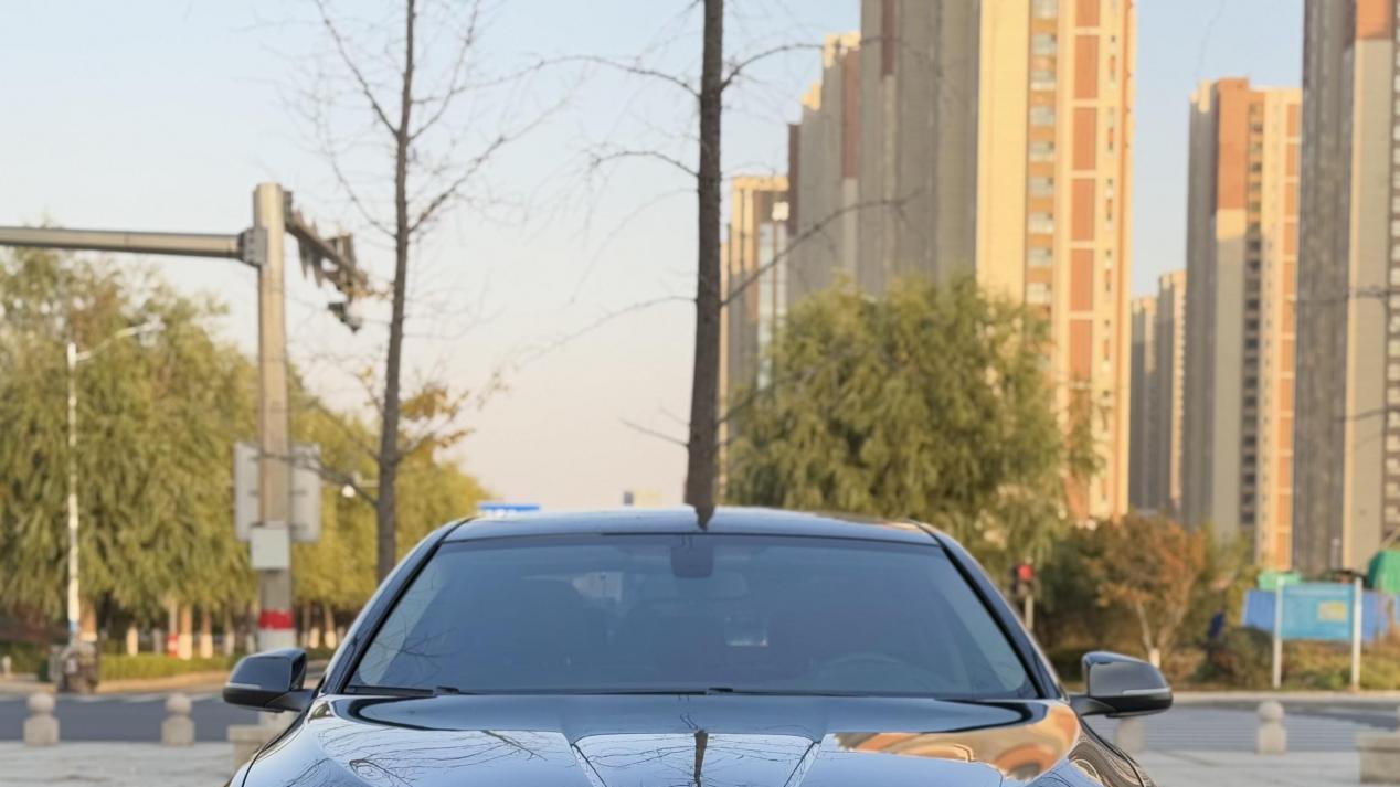 13.9万圆你蓝天白云梦！2017款宝马525Li，商务座驾之选！